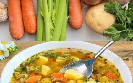 Diese Gemüsesuppe ist wie Medizin für meinen Magen! Ich esse diese Suppe Tag und Nacht! Gesund