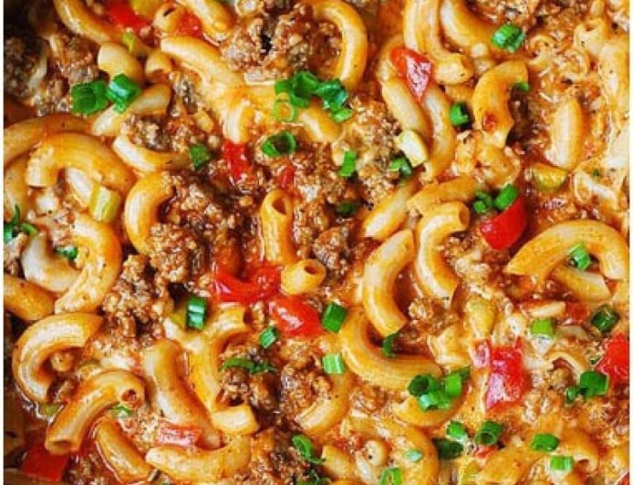 Cremige Rahmnudeln mit Hackfleisch – Fertig in nur 15 Minuten
