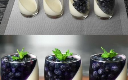 Blaubeer-Panna Cotta: Cremige und fruchtige Süße