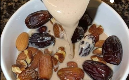 Ich gieße heiße Milch in die Datteln und das Ergebnis war unglaublich! Ein Rezept in 5 Minuten