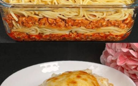 Gebackene Spaghetti mit Hackfleisch und Speck