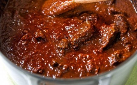 Omas uraltes Gulasch Rezept