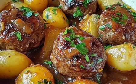 Kartoffeleintopf mit Frikadellen