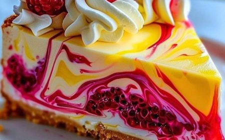 Verwöhnender Käsekuchen mit Zitronen Himbeer Swirl