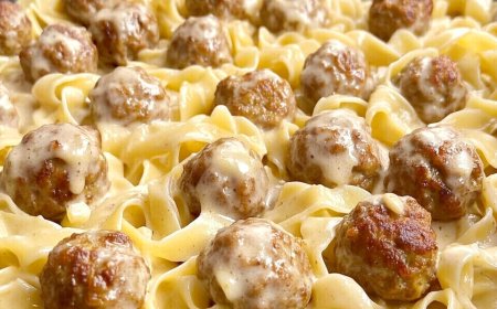 Hackbällchen in Champignonsoße