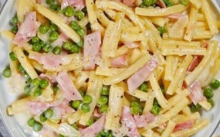 Makkaroni mit Schinken und 200g Erbsen sowas von leckeer!