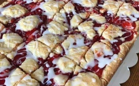 Kirsch Schnitten für viele Personen