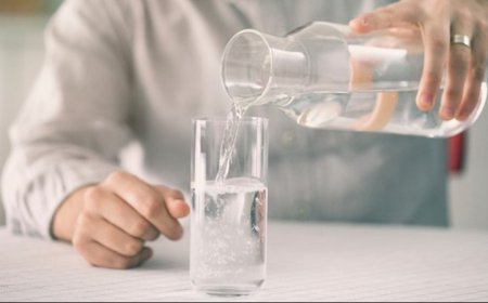 Wussten Sie, dass Wassertrinken auf leeren Magen