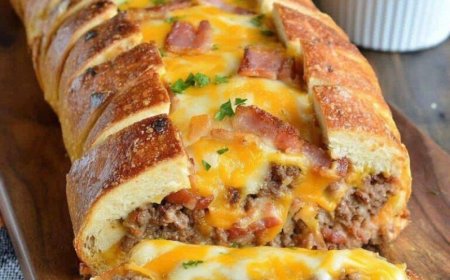 Müllbrot (Garbage Bread / Stromboli-Laib)