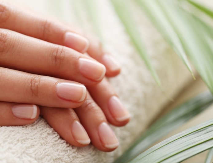 Brüchige oder brüchige Nägel