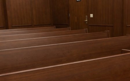 Während andere bereits an das Ende glaubten, begann im Gerichtssaal eine neue Geschichte