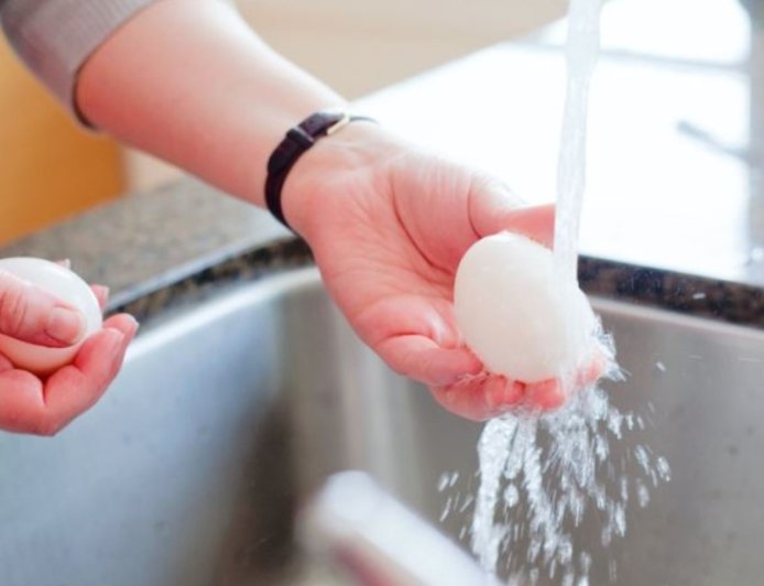 Muss man Eier wirklich waschen? Die Wahrheit hinter einer kleinen Gewohnheit, über die erstaunlich viele Menschen streiten