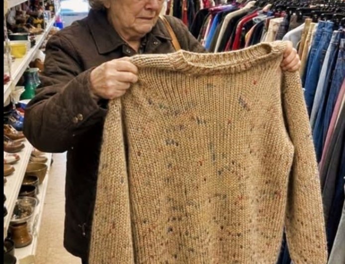 Meine Frau entdeckte die Pullover, die sie für unsere Enkel gestrickt hatte, in einem Secondhandladen