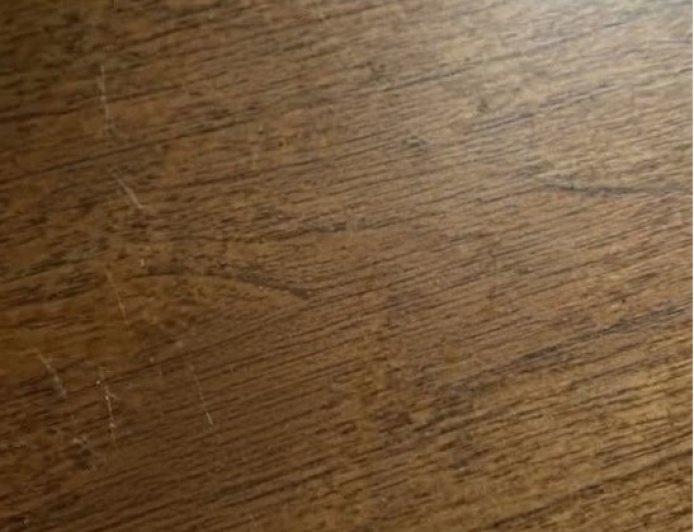 Das Rätsel der „schwarzen Flecken“: Was sind diese winzigen, schwammartigen Objekte in meinem Haus?