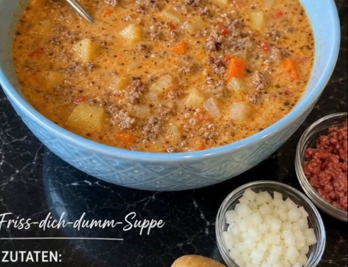 Friss dich dumm Suppe mit Hackfleisch und Gemüse  herzhaft und cremig