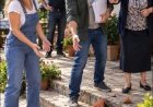 Mein Mann nahm mich mit zum Haus meiner Großeltern – doch als wir ankamen, merkte ich, dass seine Familie längst andere Pläne damit hatte