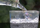 Mineralwasser-Rückruf nach auffälliger Qualitätskontrolle – diese Flaschen sind betroffen