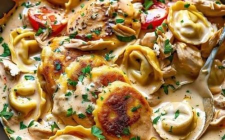 Lecker schmecker! Cremige Tortellini In Hähnchen Schmand in 10-15 Minuten!