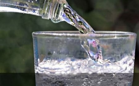 Mineralwasser-Rückruf nach auffälliger Qualitätskontrolle – diese Flaschen sind betroffen
